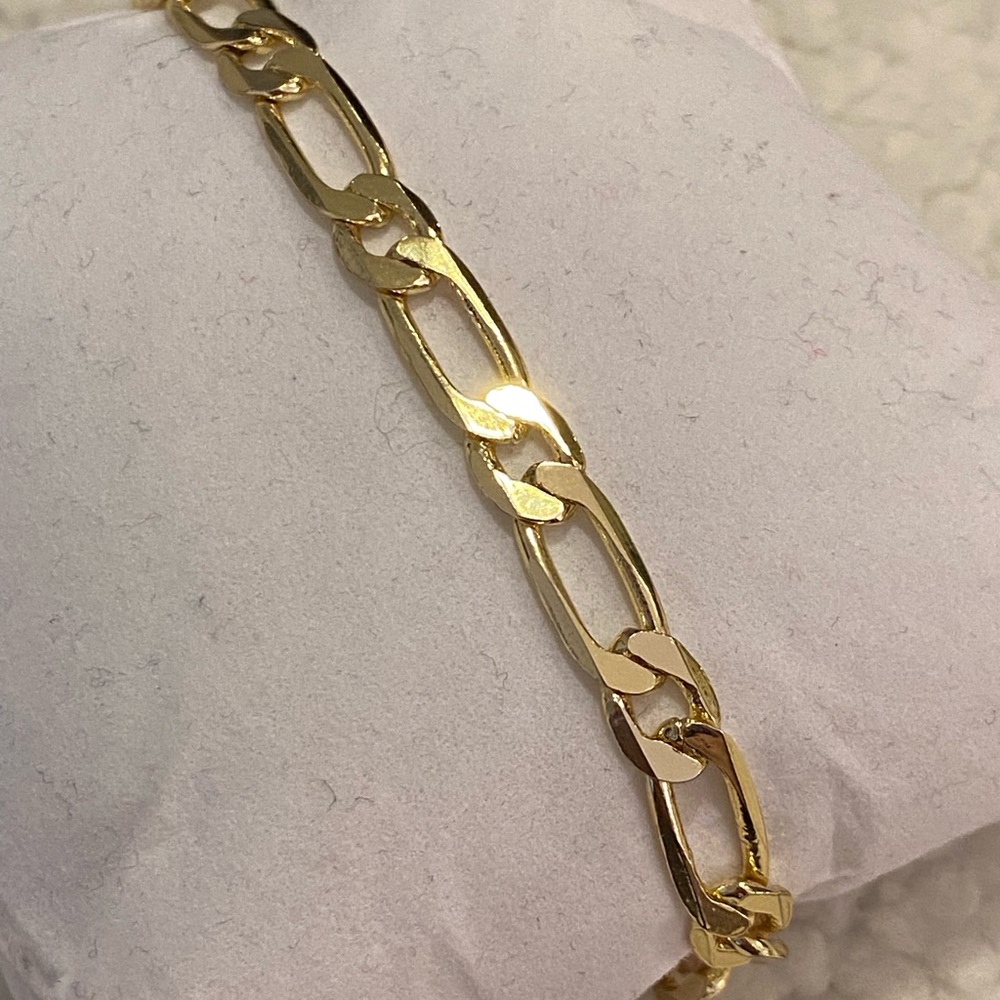 Gold-toned Figaro Link Bracelet